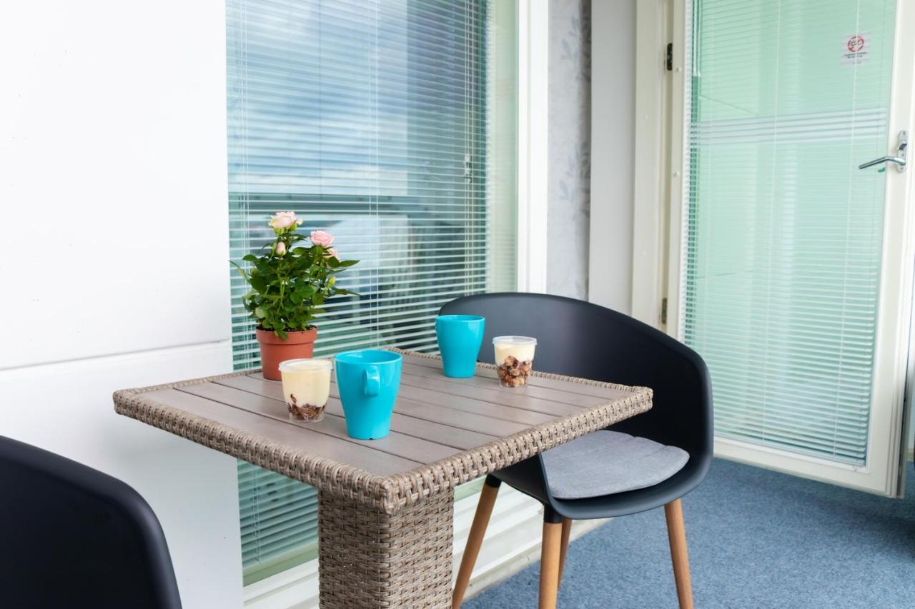 City Center 1R Studio With Perfect View, Parking Oulu Extérieur photo